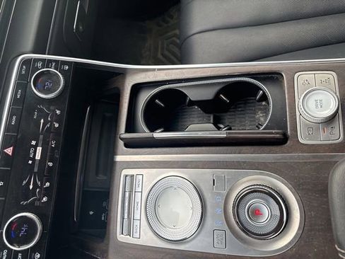 Used 2021 Genesis GV80 3.5T image 16