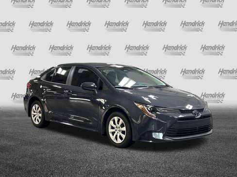 Used 2026 Toyota Corolla LE FWD image 2