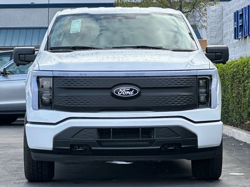 New 2025 Ford F150 Lightning XLT image 9