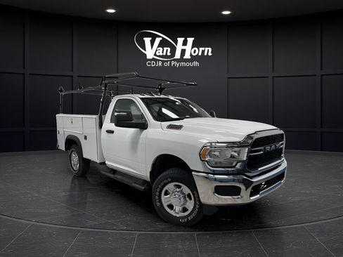 New 2024 RAM 2500 Tradesman w/ Chrome Appearance Group AWD/4WD image 42