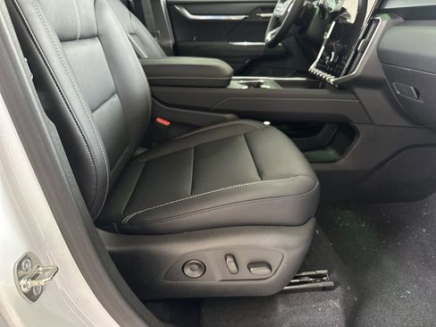 New 2026 GMC Acadia Elevation w/ Elevation Premium Package image 42