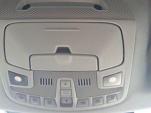 Used 2020 Lincoln Navigator Reserve w/ Luxury Package image 33