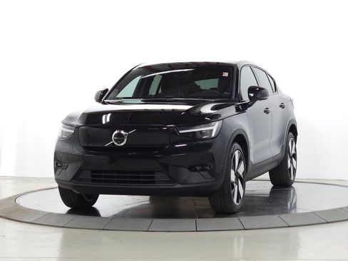 Used 2023 Volvo C40 P8 Recharge Ultimate w/ Protection Package Premier AWD/4WD image 4