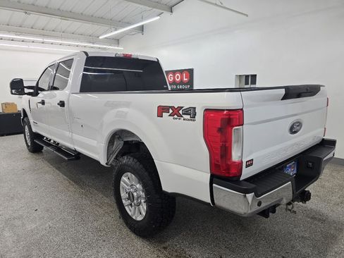 Used 2019 Ford F250 XLT w/ XLT Value Package image 4