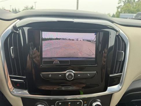 Used 2023 Chevrolet Traverse LS w/ Safety Package image 40