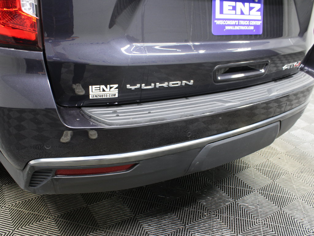 Used 2024 GMC Yukon AT4 w/ Technology Package AWD/4WD image 53