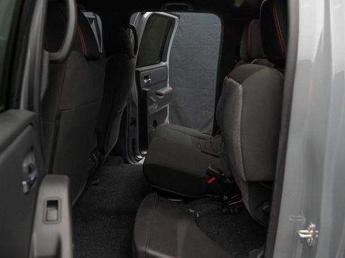 Used 2025 Nissan Frontier PRO-4X w/ Pro Convenience Package image 24