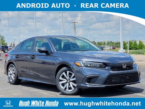 Used 2023 Honda Civic LX image 1