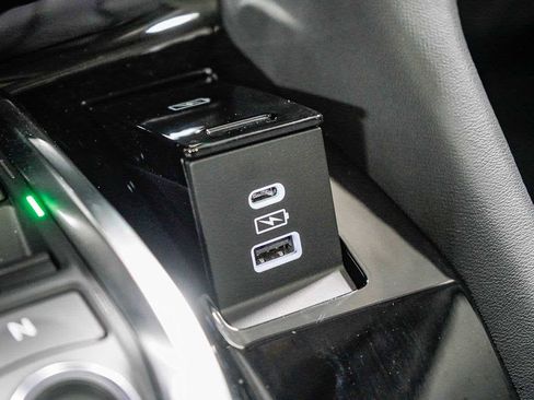 Used 2025 Acura MDX SH-AWD w/ Technology Package image 26