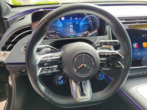Used 2025 Mercedes-Benz E 53 AMG e 4MATIC Sedan w/ Driver Assistance Package image 26