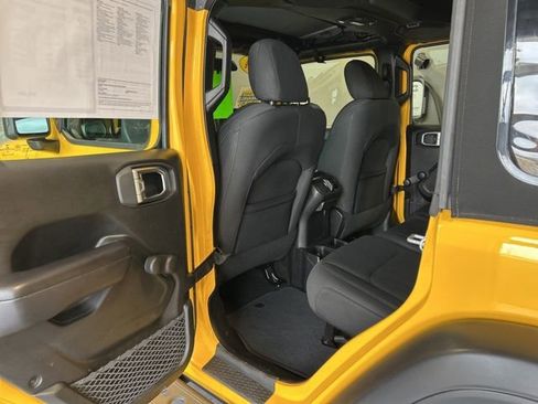 Used 2019 Jeep Wrangler Unlimited Sport image 22