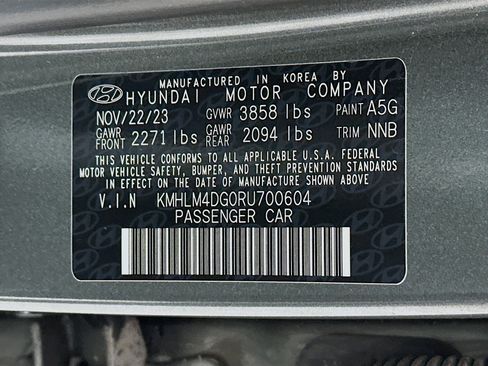 Certified 2024 Hyundai Elantra SEL image 30