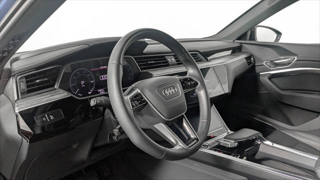 Used 2024 Audi Q8 e-tron Premium Plus w/ Premium Plus Package AWD/4WD image 24