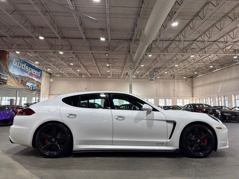 Used 2015 Porsche Panamera GTS image 36