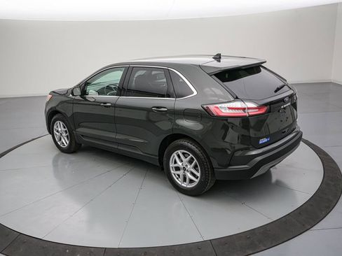 Certified 2024 Ford Edge SEL w/ Convenience Package AWD/4WD image 6