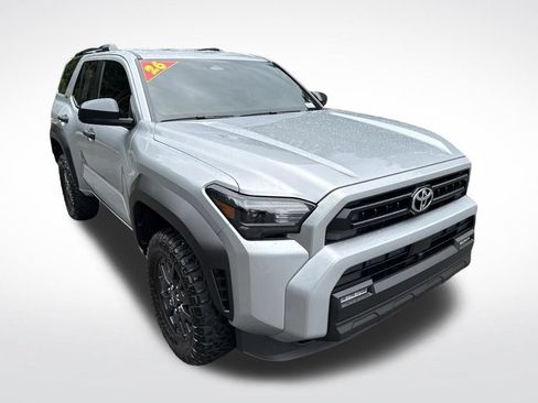 Used 2026 Toyota 4Runner SR5 AWD/4WD image 3