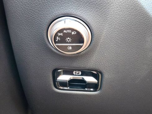 New 2026 Mercedes-Benz GLC 300 4MATIC image 24