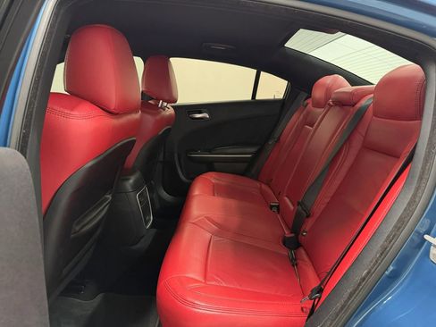 Used 2021 Dodge Charger Scat Pack w/ Driver Convenience Group RWD image 15