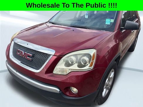 Used 2011 GMC Acadia SLE image 1