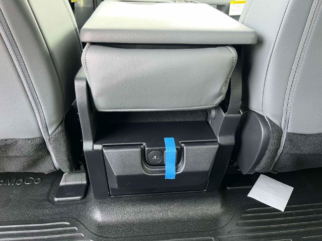 New 2026 Ford F550 4x4 Crew Cab Super Duty image 16