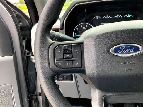 Used 2023 Ford F150 XLT AWD/4WD image 16