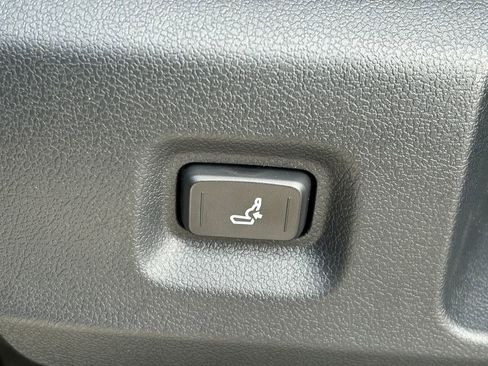 New 2026 Toyota Tacoma TRD Off-Road AWD/4WD image 25