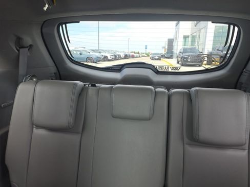 Used 2018 Toyota Highlander XLE AWD/4WD image 12