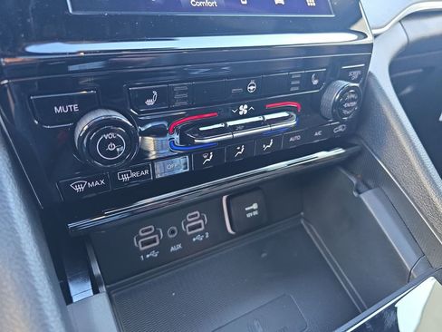 New 2025 Jeep Grand Cherokee Laredo image 22