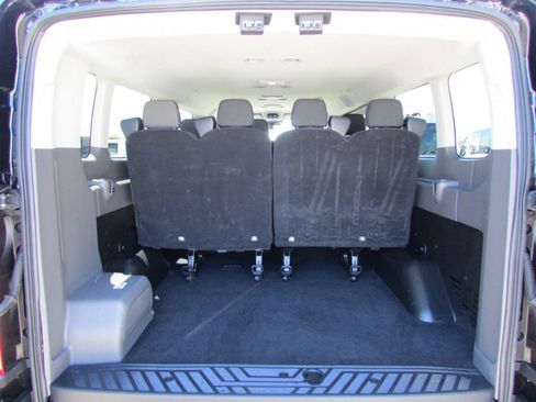 Used 2024 Ford Transit 350 XLT RWD image 32