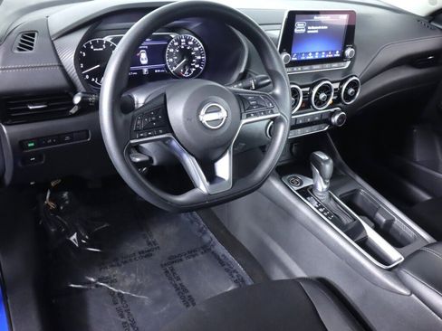 Used 2024 Nissan Sentra SV image 9
