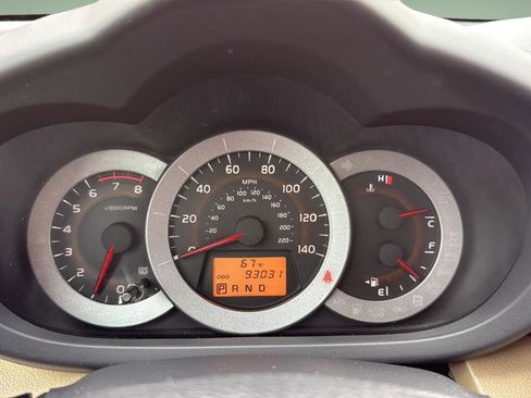 Used 2010 Toyota RAV4 4WD image 17