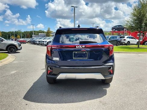 New 2026 Kia Seltos EX image 6