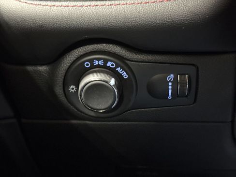 Used 2025 Dodge Durango GT AWD/4WD image 22