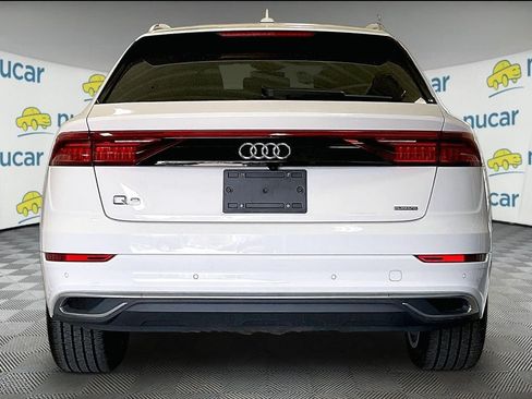 Used 2023 Audi Q8 Premium w/ Convenience Package AWD/4WD image 5