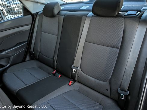 Used 2022 Hyundai Accent SEL image 25