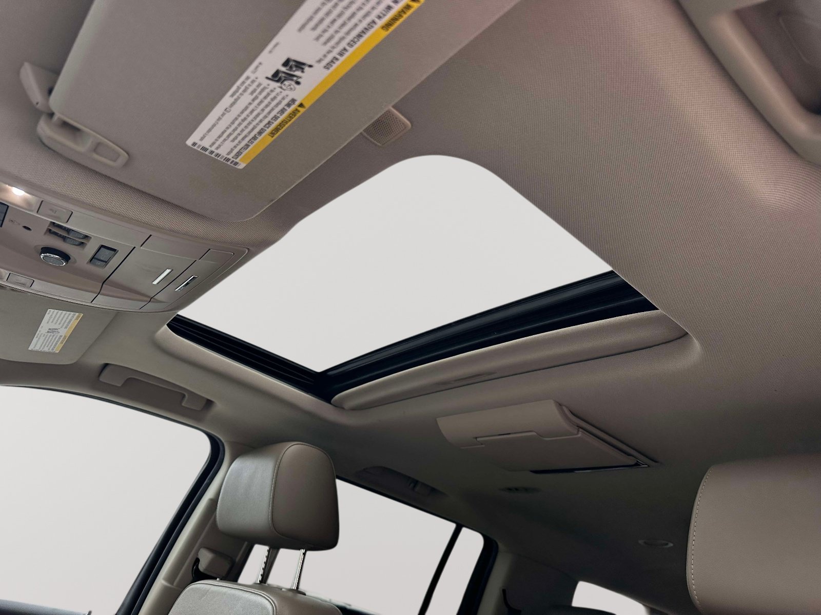 Used 2019 Chevrolet Suburban Premier AWD/4WD image 8