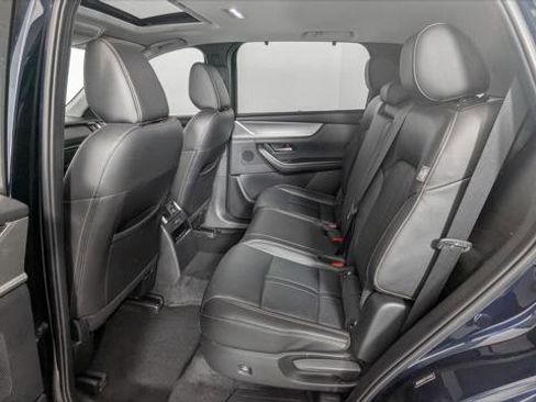 Used 2024 MAZDA CX-90 Plug-In Hybrid w/ Preferred AWD/4WD image 18