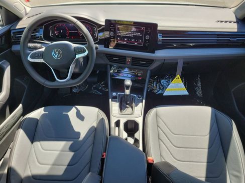 New 2026 Volkswagen Jetta SEL FWD image 9