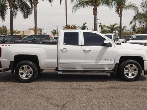 Used 2018 Chevrolet Silverado 1500 LT w/ All Star Edition AWD/4WD image 11