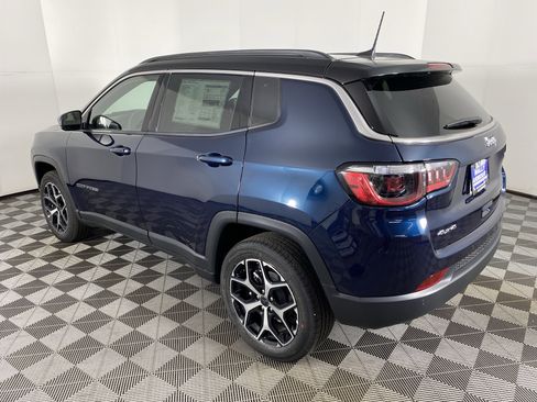New 2026 Jeep Compass Limited AWD/4WD image 8