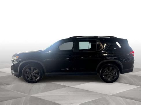 Used 2023 Honda Pilot Sport image 5