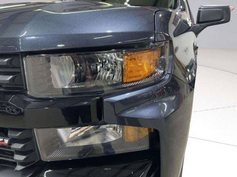 Used 2021 Chevrolet Silverado 1500 Custom Trail Boss w/ LPO, Dark Essentials Package AWD/4WD image 12