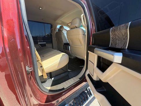 Used 2017 Ford F250 Lariat w/ Chrome Package AWD/4WD image 20