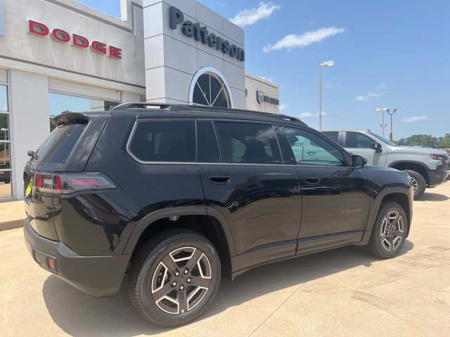 New 2026 Jeep Cherokee Laredo AWD/4WD image 7