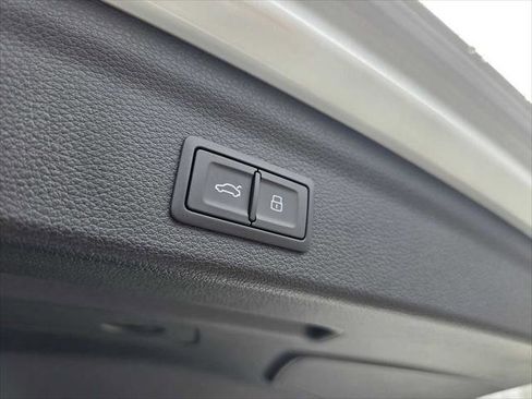 New 2025 Audi Q3 2.0T Premium Plus image 18