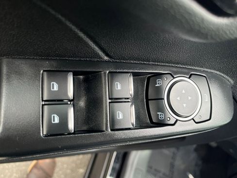 Used 2025 Ford Escape ST-Line image 14