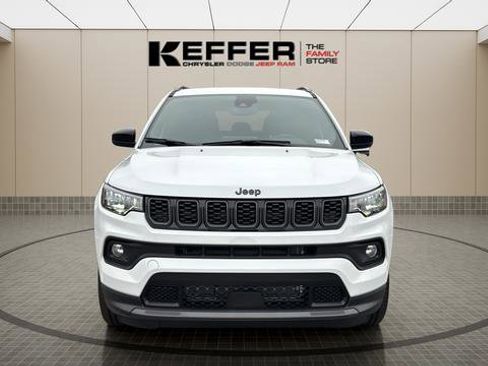 New 2026 Jeep Compass Latitude image 8