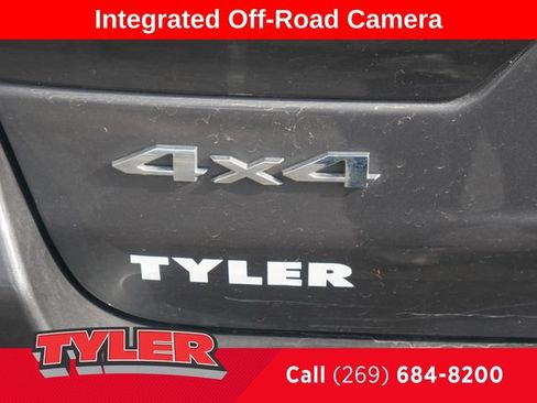 Certified 2022 Jeep Grand Cherokee Limited w/ Luxury Tech Group II AWD/4WD image 13