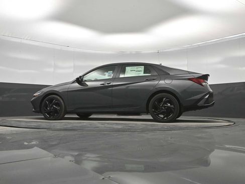 New 2026 Hyundai Elantra Sport FWD image 34