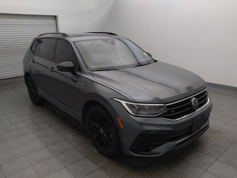 Used 2022 Volkswagen Tiguan SE R-Line FWD image 13